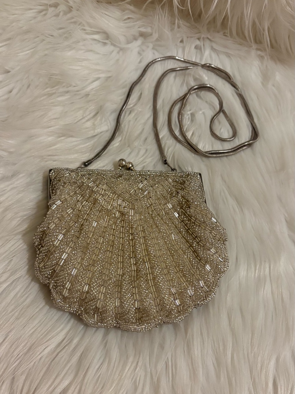Vintage Vanessa 80s Silver Beaded Seashell Shell Clutch Purse